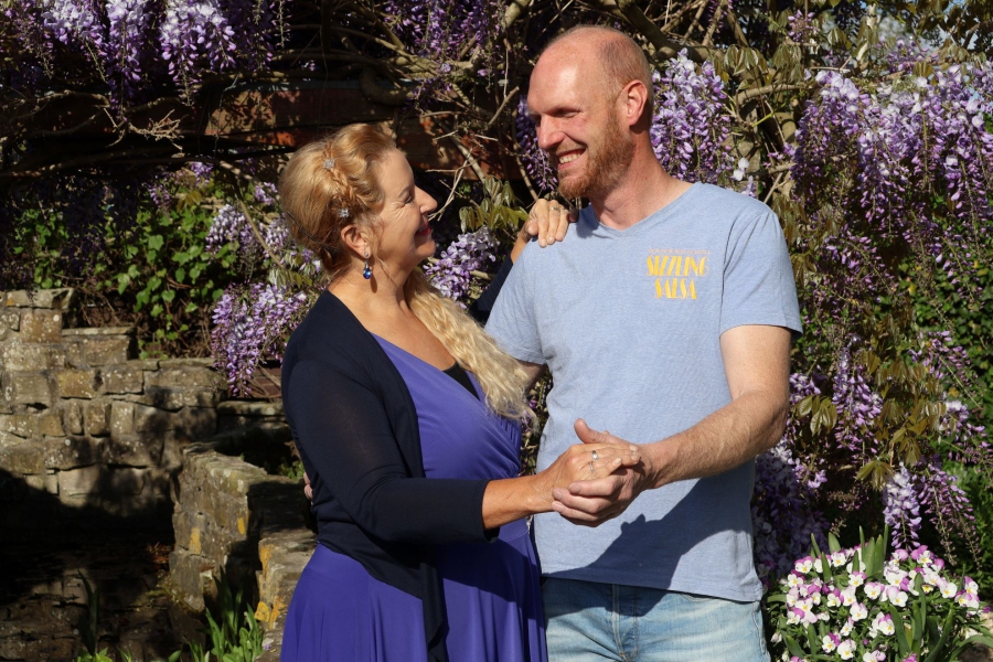 Sizzling Salsa - lesrooster